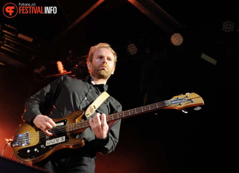 Franz Ferdinand op Welcome To The Village 2017 - Zaterdag foto