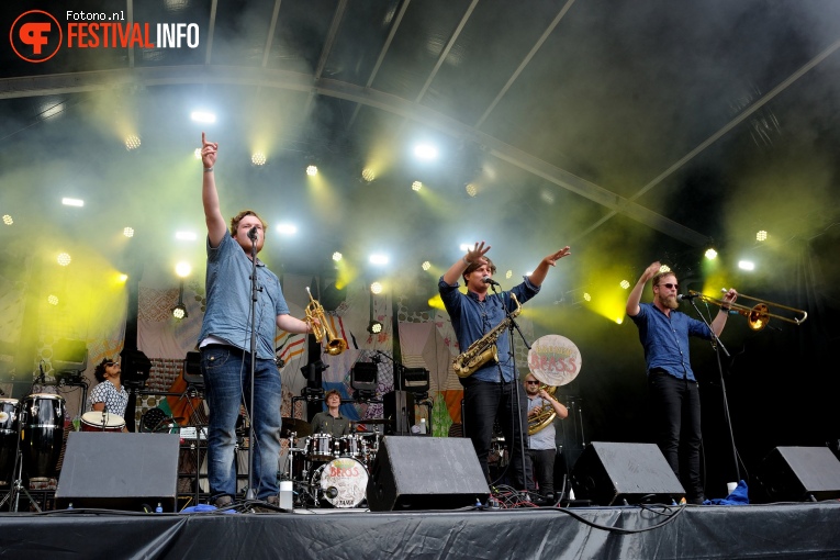 Broken Brass op Welcome To The Village 2017 - Zaterdag foto