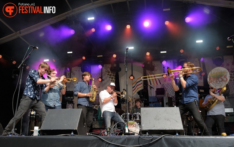 Broken Brass op Welcome To The Village 2017 - Zaterdag foto