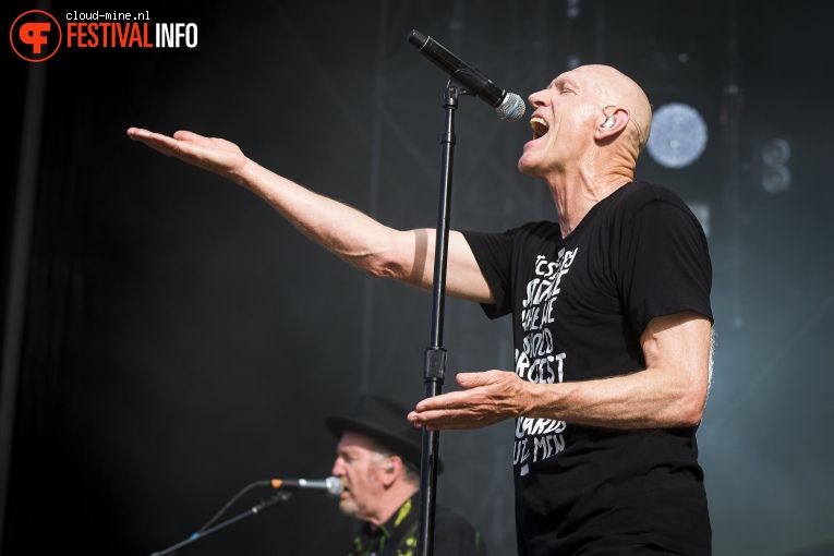 Midnight Oil op Paléo Festival 2017 foto