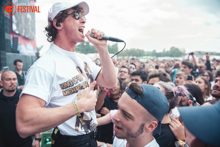 Don Broco op Lollapalooza Paris 2017 foto