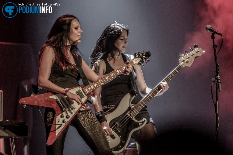 The Dirty Denims op Extreme - 25/07 - TivoliVredenburg foto