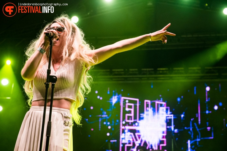 Elle Exxe op Sziget 2017 - Woensdag foto