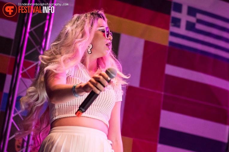Elle Exxe op Sziget 2017 - Woensdag foto