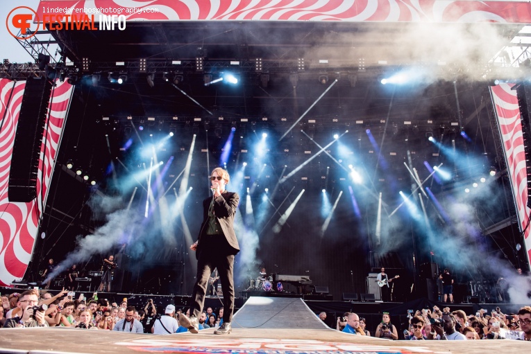 Foto Tom Odell op Sziget 2017 - Donderdag