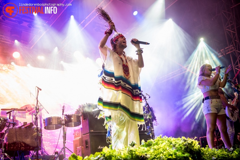 Crystal Fighters op Sziget 2017 - Zaterdag foto