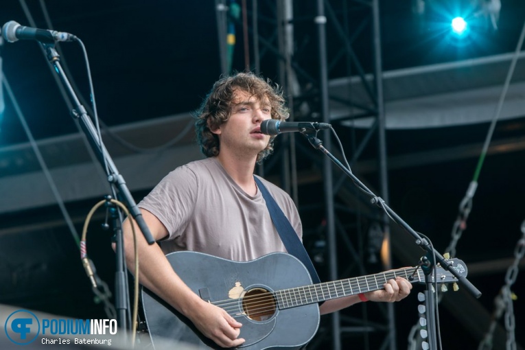 Dan Owen op Bryan Adams - 12/08 - Strijp-S foto