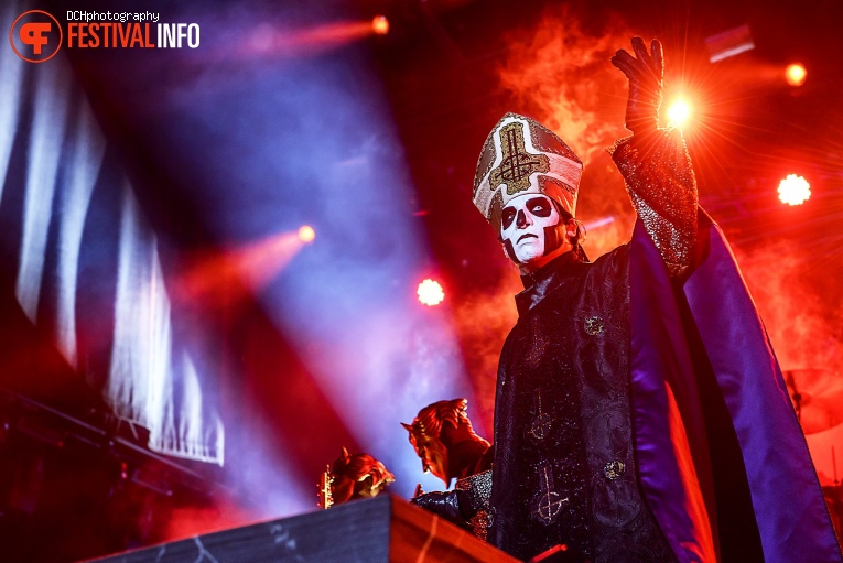 Ghost op Alcatraz Hard Rock & Metal Festival 2017 - Vrijdag foto