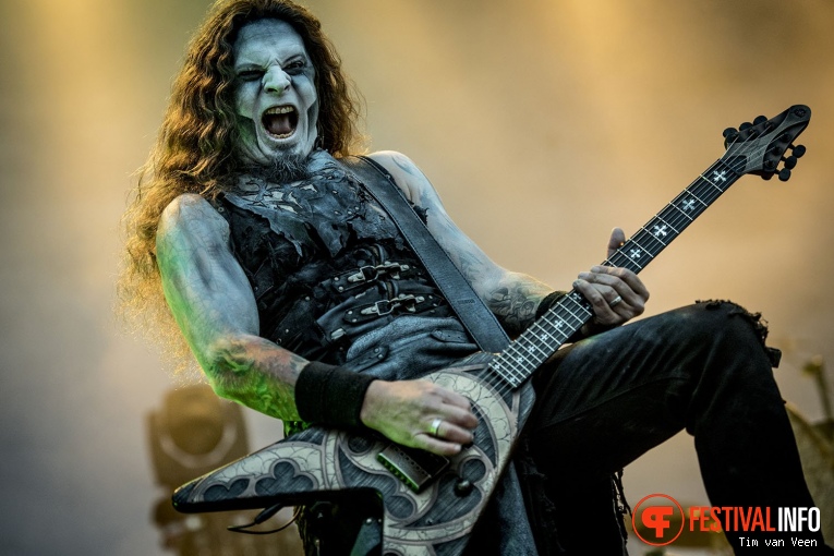 Powerwolf op Into The Grave 2017 - Vrijdag foto