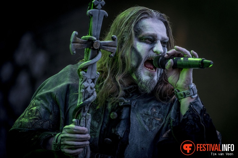 Powerwolf op Into The Grave 2017 - Vrijdag foto