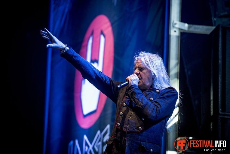 Saxon op Into The Grave 2017 - Vrijdag foto