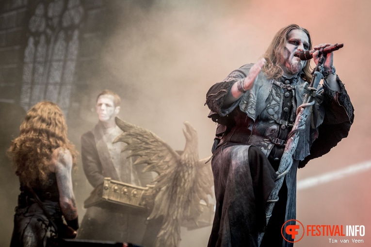 Powerwolf op Into The Grave 2017 - Vrijdag foto