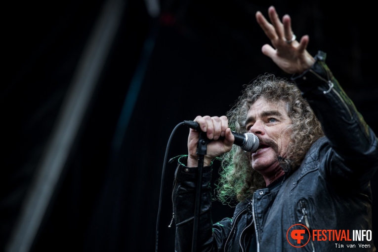 Overkill op Into The Grave 2017 - Zaterdag foto