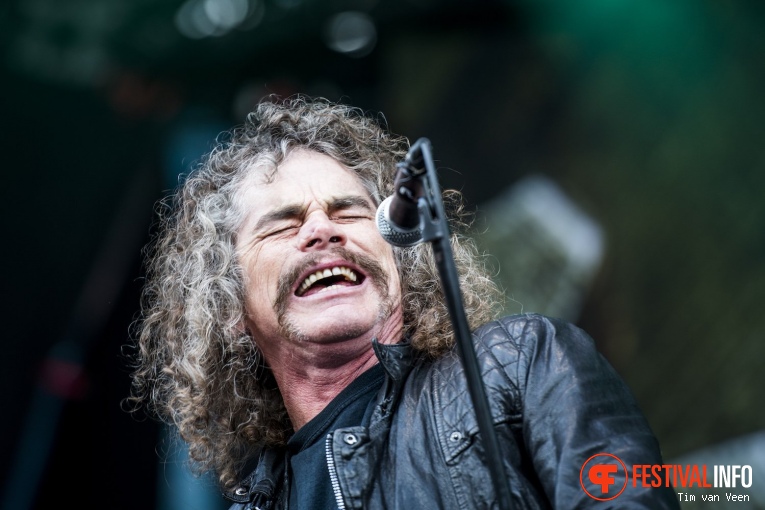 Overkill op Into The Grave 2017 - Zaterdag foto