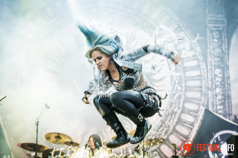 Arch Enemy op Into The Grave 2017 - Zaterdag foto