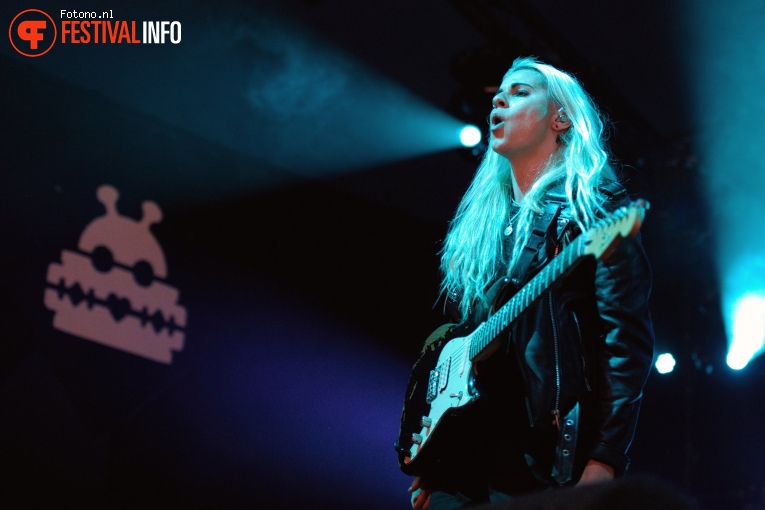 PVRIS op Lowlands 2017 - Vrijdag foto