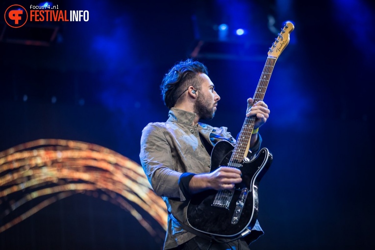 Nothing But Thieves op Lowlands 2017 - Vrijdag foto