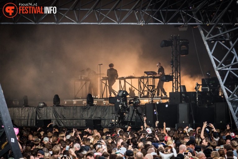 Moderat op Lowlands 2017 - Vrijdag foto