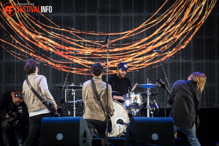 Nothing But Thieves op Lowlands 2017 - Vrijdag foto