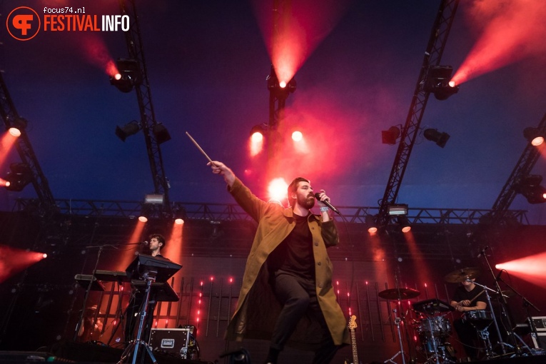 J. Bernardt op Lowlands 2017 - Vrijdag foto