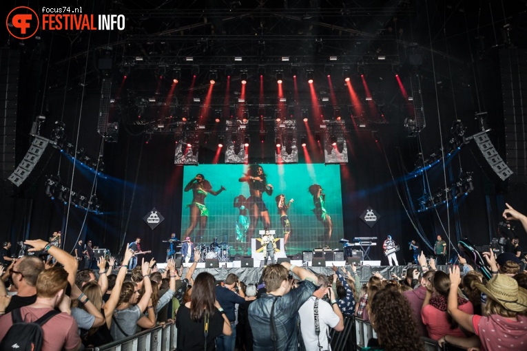 Sean Paul op Lowlands 2017 - Vrijdag foto