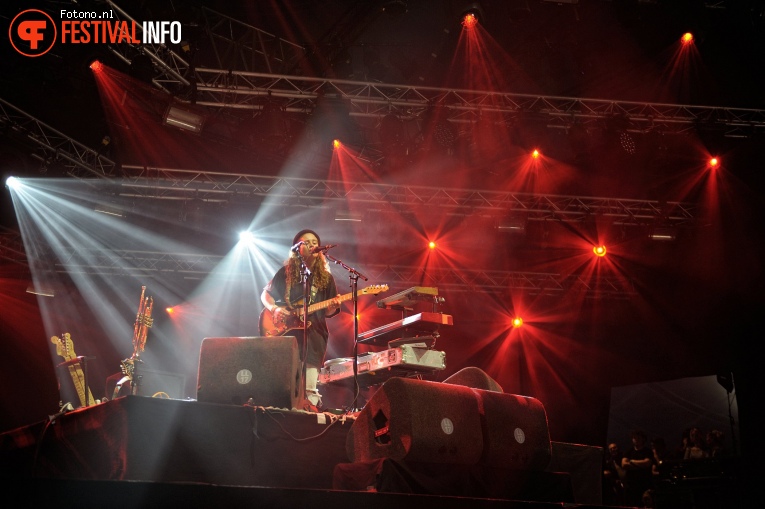 Tash Sultana op Lowlands 2017 - Zondag foto