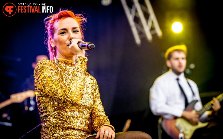 Marta Ren & the Groovelvets op Zomerparkfeest 2017 - Zondag foto