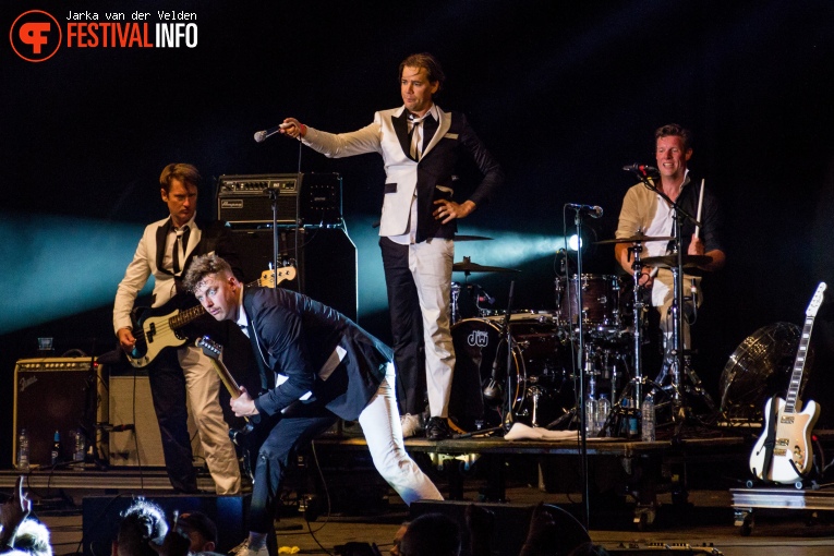 The Hives op Nirwana Tuinfeest 2017 - Zaterdag foto