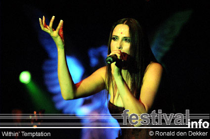 Within Temptation op Aalst Rockt 2003 foto