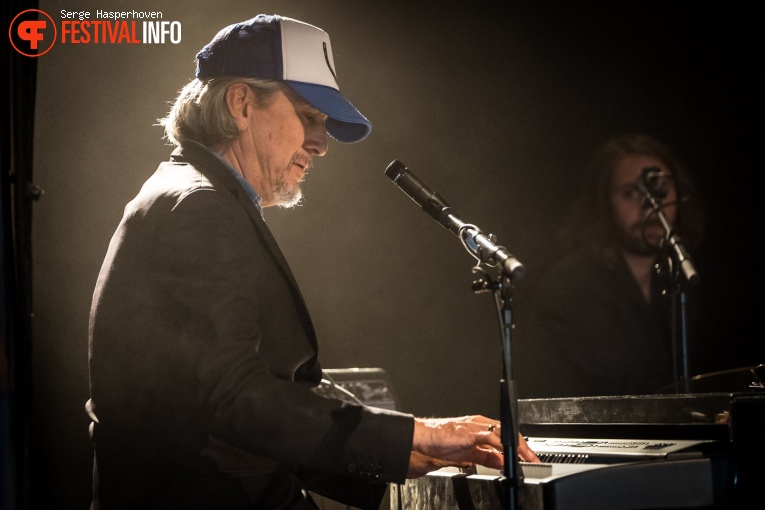 Howe Gelb op Tuckerville 2017 foto