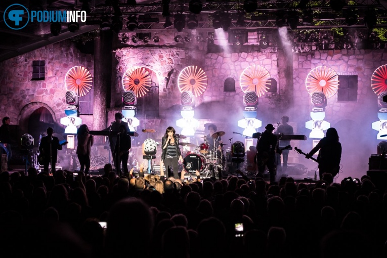 Nena op Nena - 09/09 - Openluchttheater Hertme foto