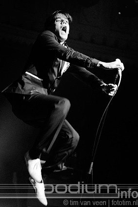 The Hives op The Hives - 29/11 - Paradiso foto