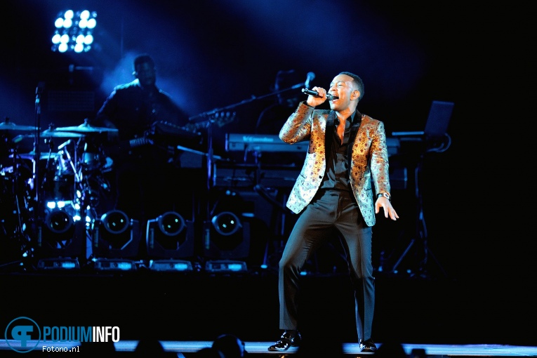 John Legend op John Legend - 22/09 - Ziggo Dome foto