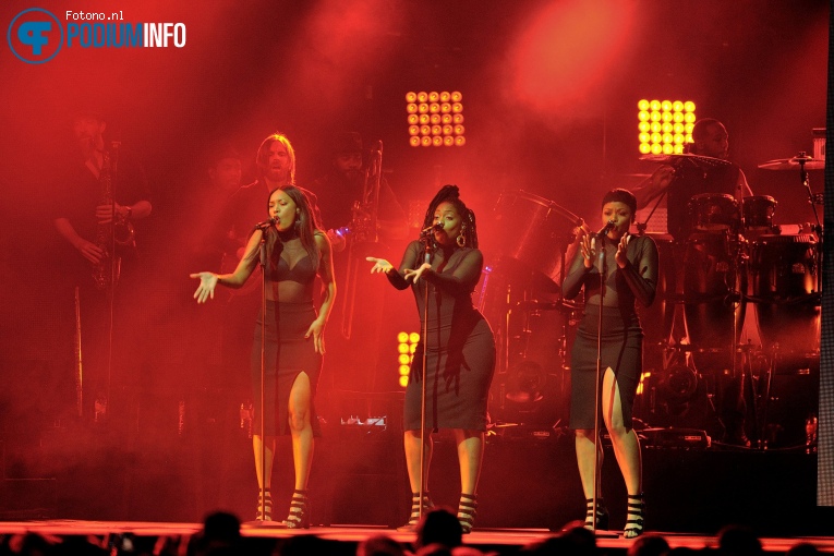 John Legend op John Legend - 22/09 - Ziggo Dome foto