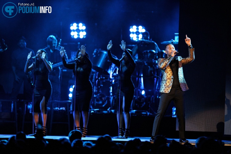 John Legend op John Legend - 22/09 - Ziggo Dome foto