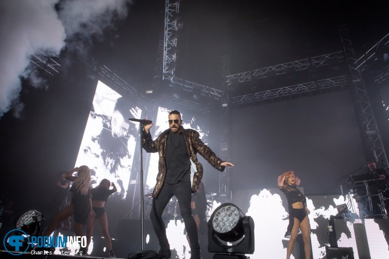 Maluma op Maluma - 29/09 - Afas Live foto
