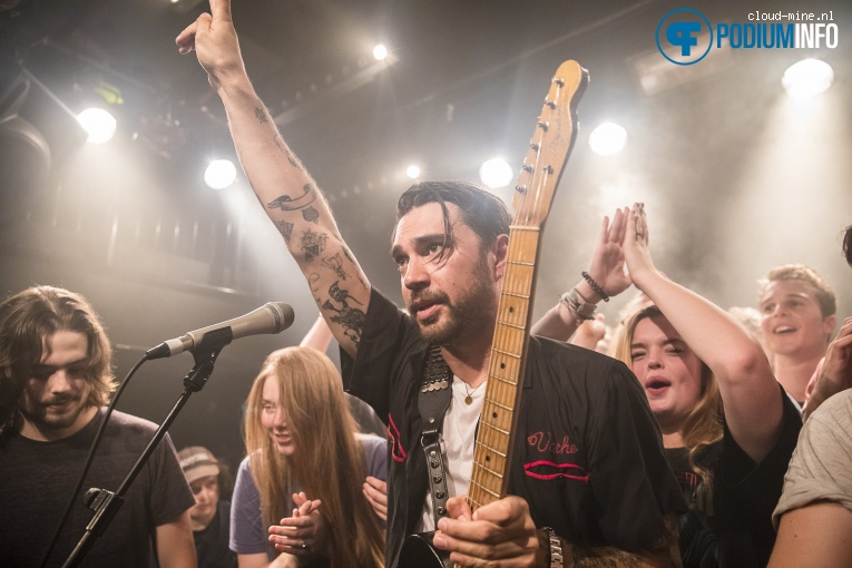 Hanni El Khatib op Hanni El Katib - 3/10 - Bitterzoet foto