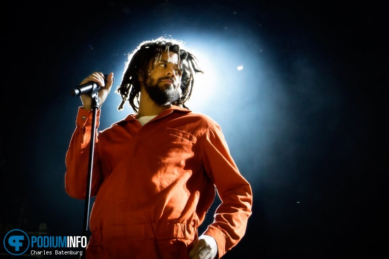 J. Cole op J. Cole - 05/10 - Ziggo Dome foto