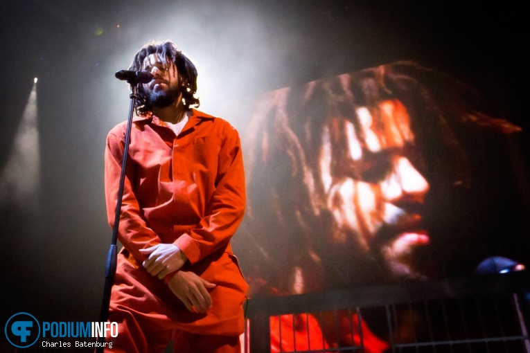 J. Cole op J. Cole - 05/10 - Ziggo Dome foto