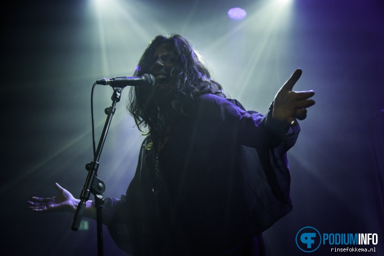 Sari Schorr & The Engine Room op Sari Schorr - 05/10 - De Helling foto