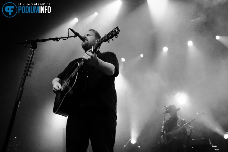 Gavin James op Gavin James - 07/10 - Effenaar foto