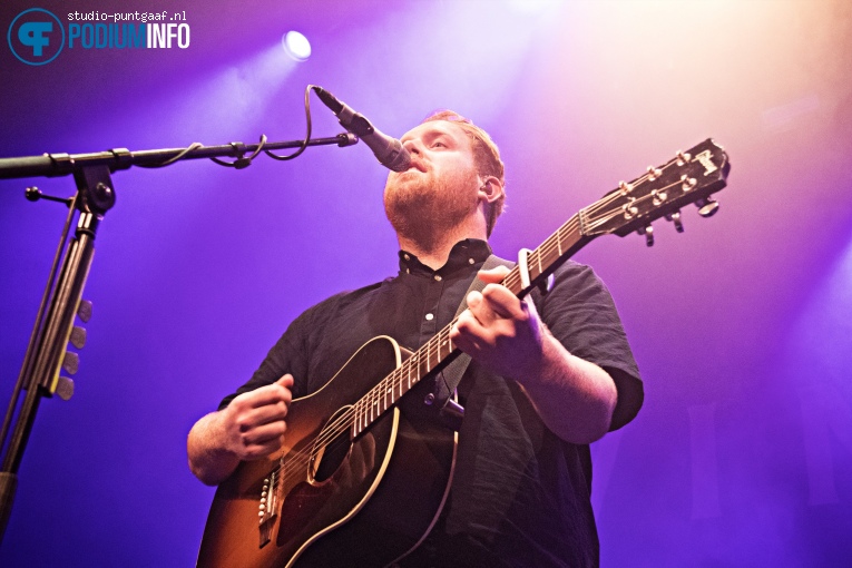 Gavin James op Gavin James - 07/10 - Effenaar foto