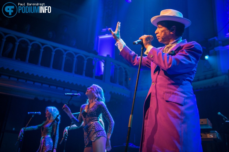 Kid Creole & The Coconuts op Kid Creole and the Coconuts - 11/10 - Paradiso foto