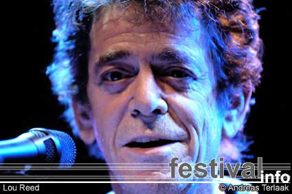 Lou Reed op Crossing Border 2003 foto