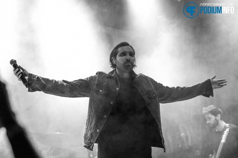 You Me At Six op You Me At Six - 20/10 - Dynamo foto