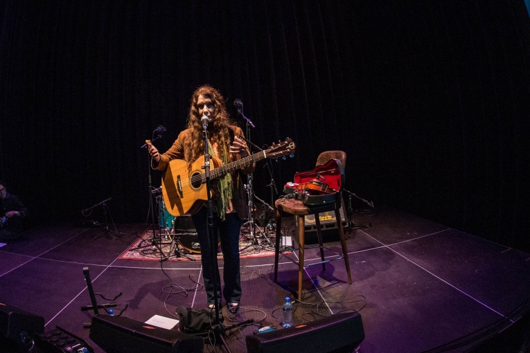 Kate McCloud op Ramblin' Roots 2017 foto