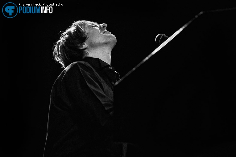 Laurence Jones op Laurence Jones 22/10 - Bibelot foto