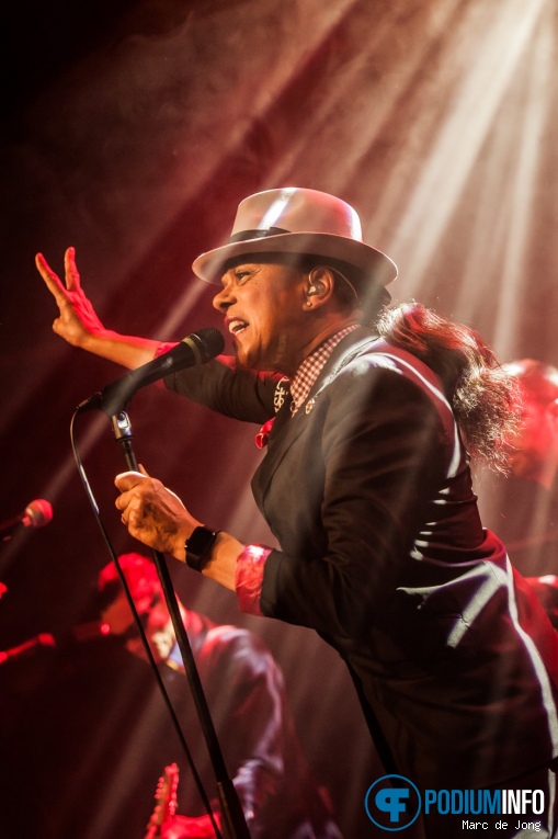 The Selecter op The Beat / The Selecter - 29/10 - 013 foto