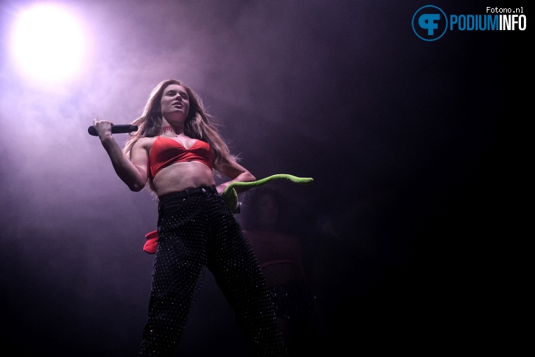 Zara Larsson op Zara Larsson - AFAS Live - 31/10 foto