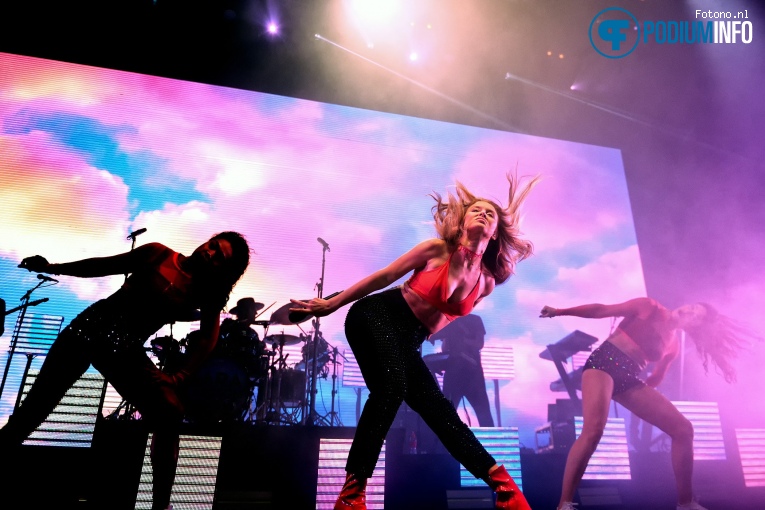 Zara Larsson op Zara Larsson - AFAS Live - 31/10 foto